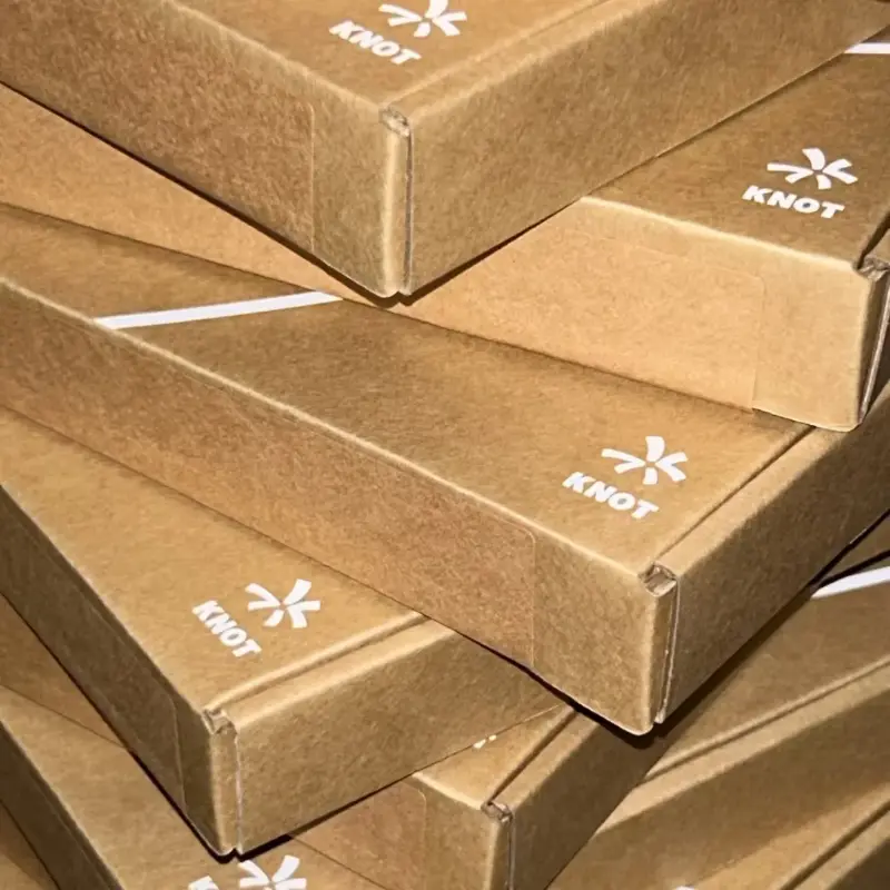 classy kraft paper packaging box